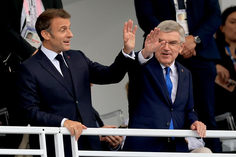 Los Juegos de París en marcha, Macron y Bach de parabienes © ANSA/EPA