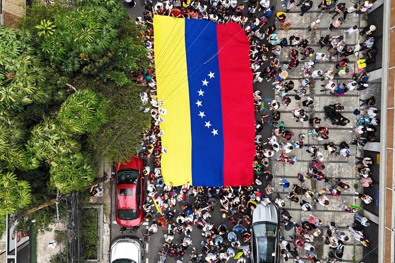 Conselho Nacional Eleitoral declarou Maduro como vencedor © ANSA/AFP
