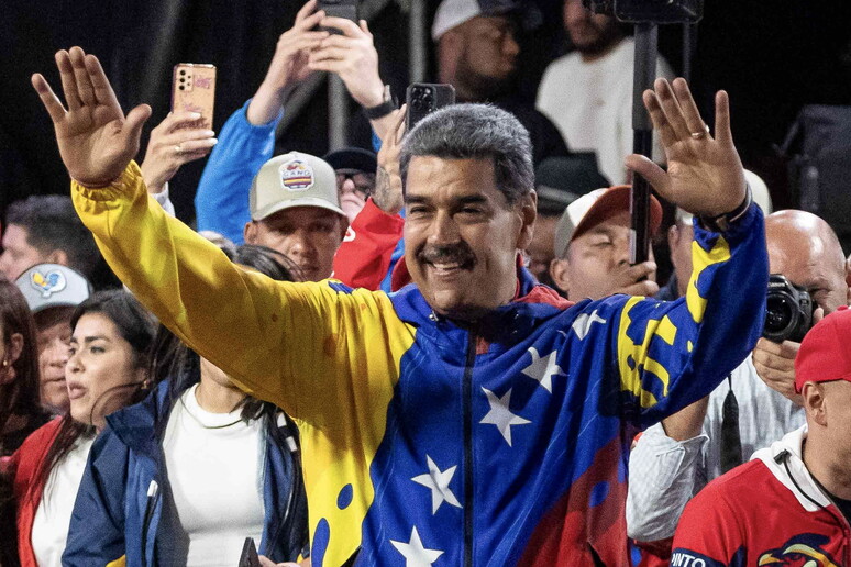 Nicolás Maduro celebra resultado de eleições na Venezuela - TODOS OS DIREITOS RESERVADOS