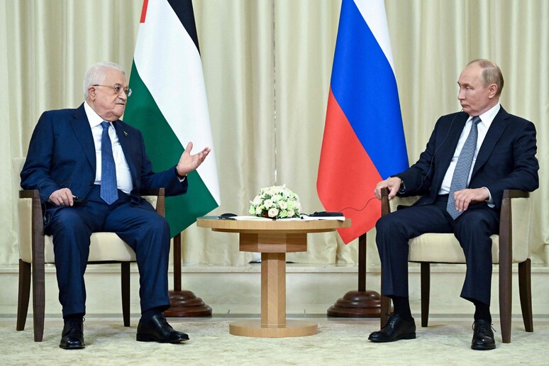 Abbas e Putin discutem cooperação bilateral e conflito na Faixa de Gaza © ANSA/AFP