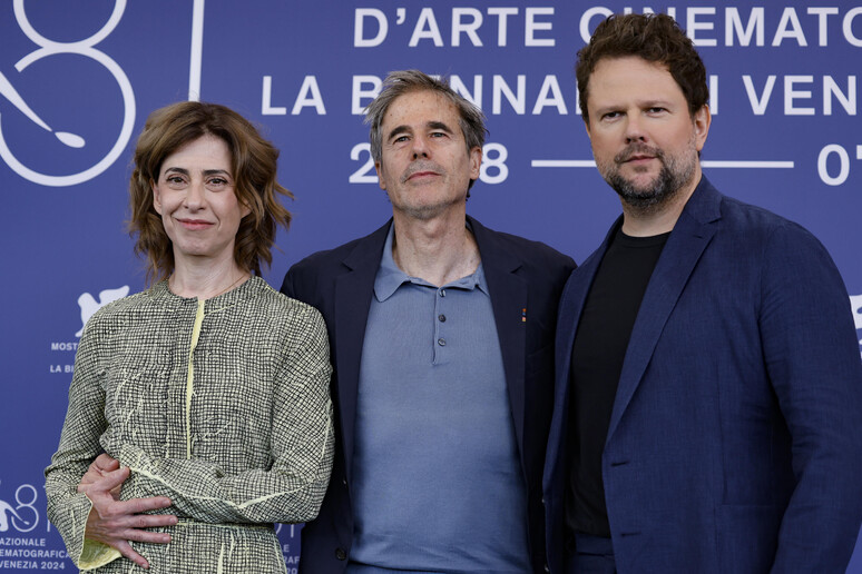 Fernanda Torres, Walter Salles e Selton Mello no Festival de Veneza - TODOS OS DIREITOS RESERVADOS