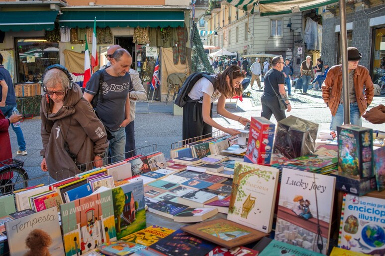 - RIPRODUZIONE RISERVATA