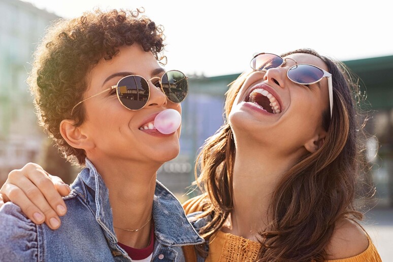 Il 30 settembre è il Chewing Gum Day - RIPRODUZIONE RISERVATA