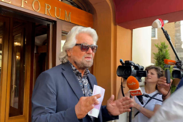 Beppe Grillo - RIPRODUZIONE RISERVATA