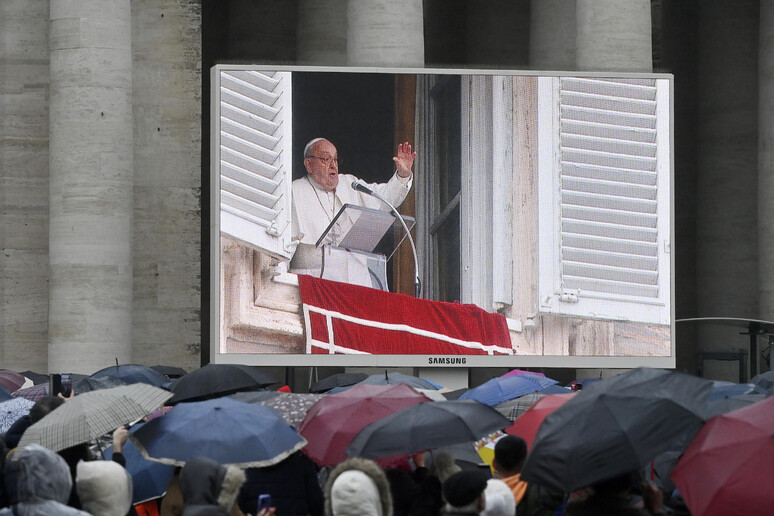 Papa Francisco fez novo apelo pelo fim da guerra - TODOS OS DIREITOS RESERVADOS